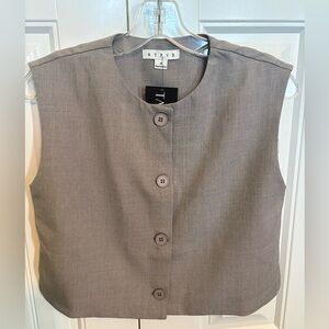 Hyve Gray Sleeveless Button-Up Vest